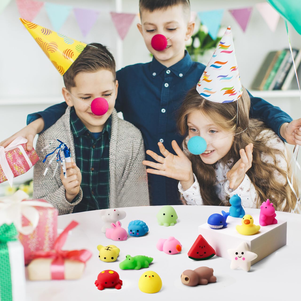 JOYIN Mochi Squishy Toys Set, Random 25 Pack Mini Mochi Squishy Mitgebsel Kindergeburtstag für Kinder